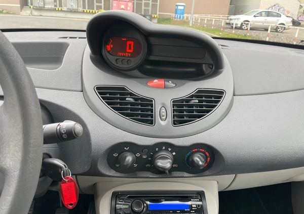 Renault Twingo cena 7900 przebieg: 144494, rok produkcji 2010 z Radom małe 172